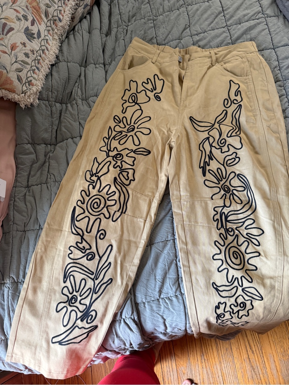 Embroidered Beige Floral Corduroy Pants